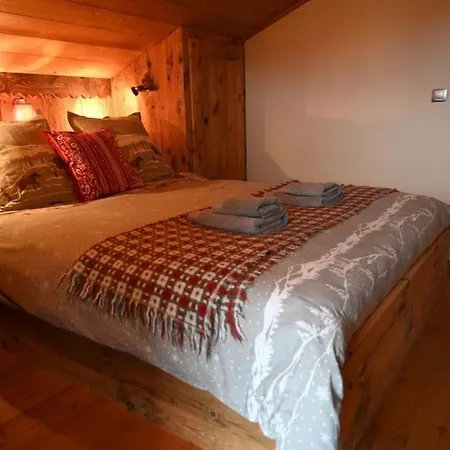 Three Bedroom Apartment, Samoens, Grand Massif Apartment *